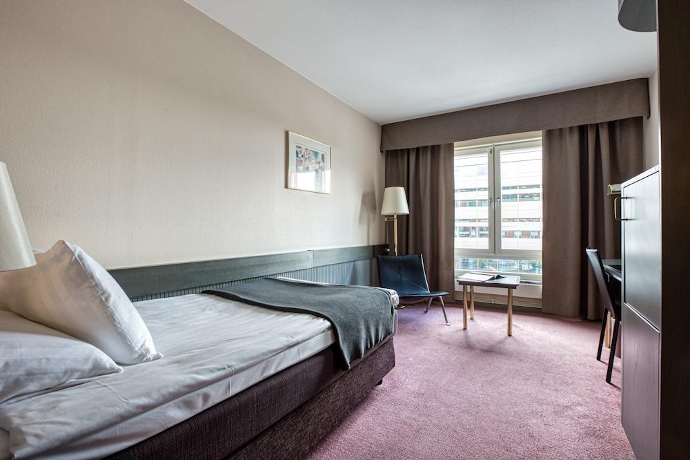 Memory Hotel